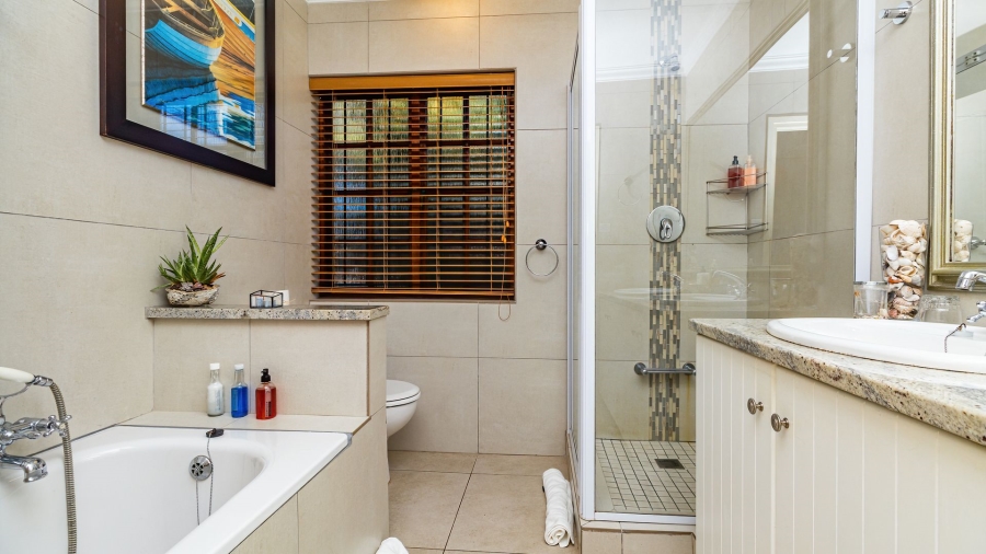 6 Bedroom Property for Sale in Seaside Longships Western Cape